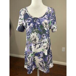 NEW LuLaRoe Womens Knit Tunic Top S Short Sleeve Purple Green Floral Scoop Neck